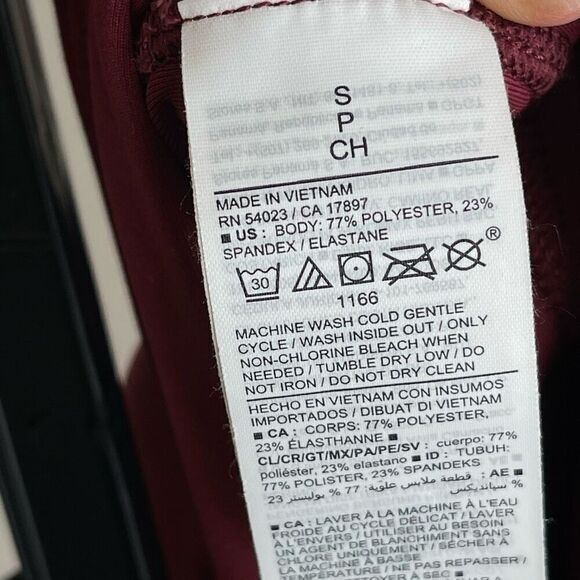 Old Navy High Rise Powersoft Side Pocket 7/8 Leggings (Scarlet Oak) - Small - Picture 8 of 13